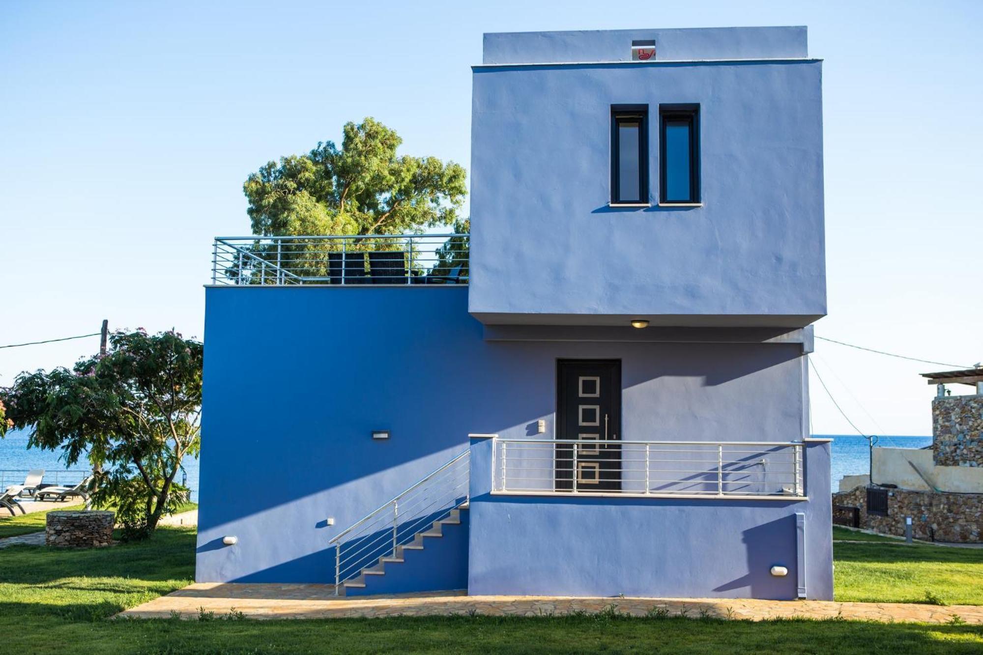 Blue Waves Luxury Suites By The Sea Πλωμάρι Εξωτερικό φωτογραφία