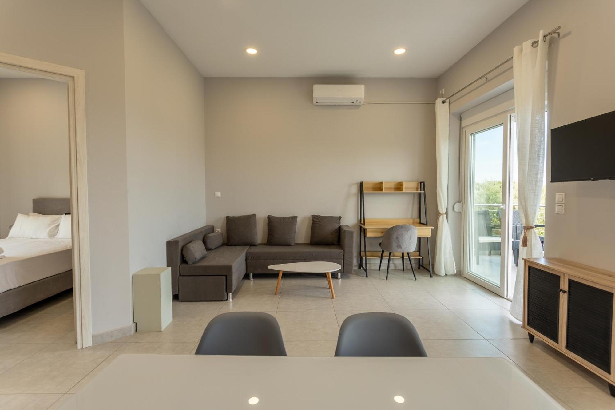 Blue Waves Luxury Suites By The Sea Πλωμάρι Εξωτερικό φωτογραφία