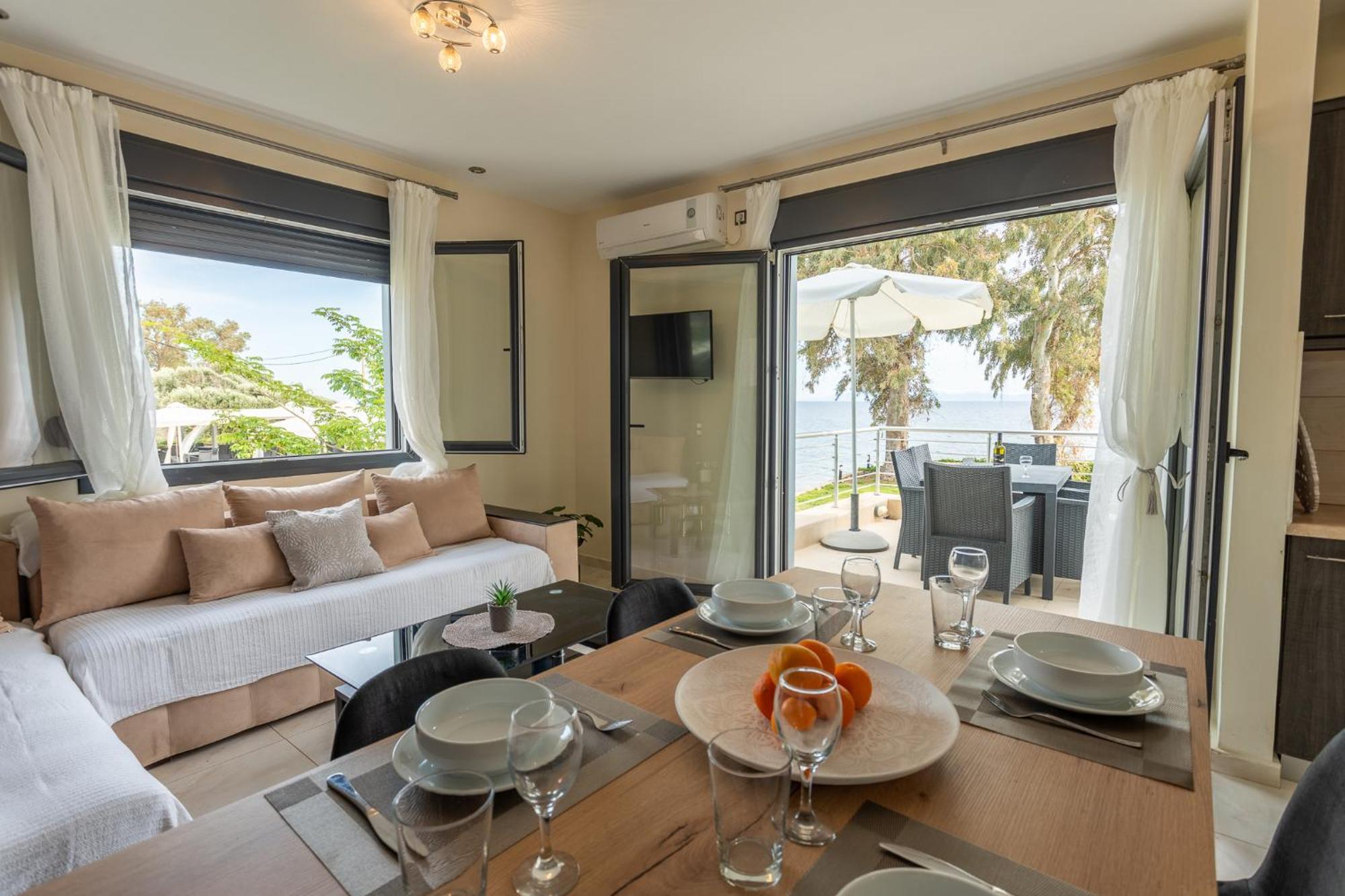 Blue Waves Luxury Suites By The Sea Πλωμάρι Εξωτερικό φωτογραφία